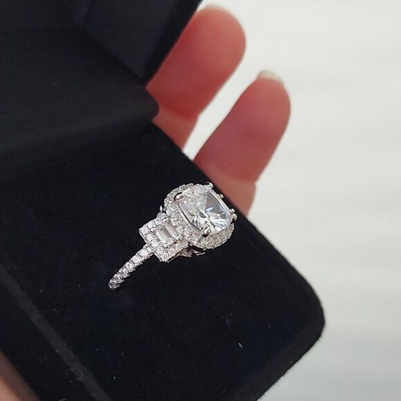 925 Sterling Silver 3 Stone Engagement Wedding Ring - Picture 8 of 16